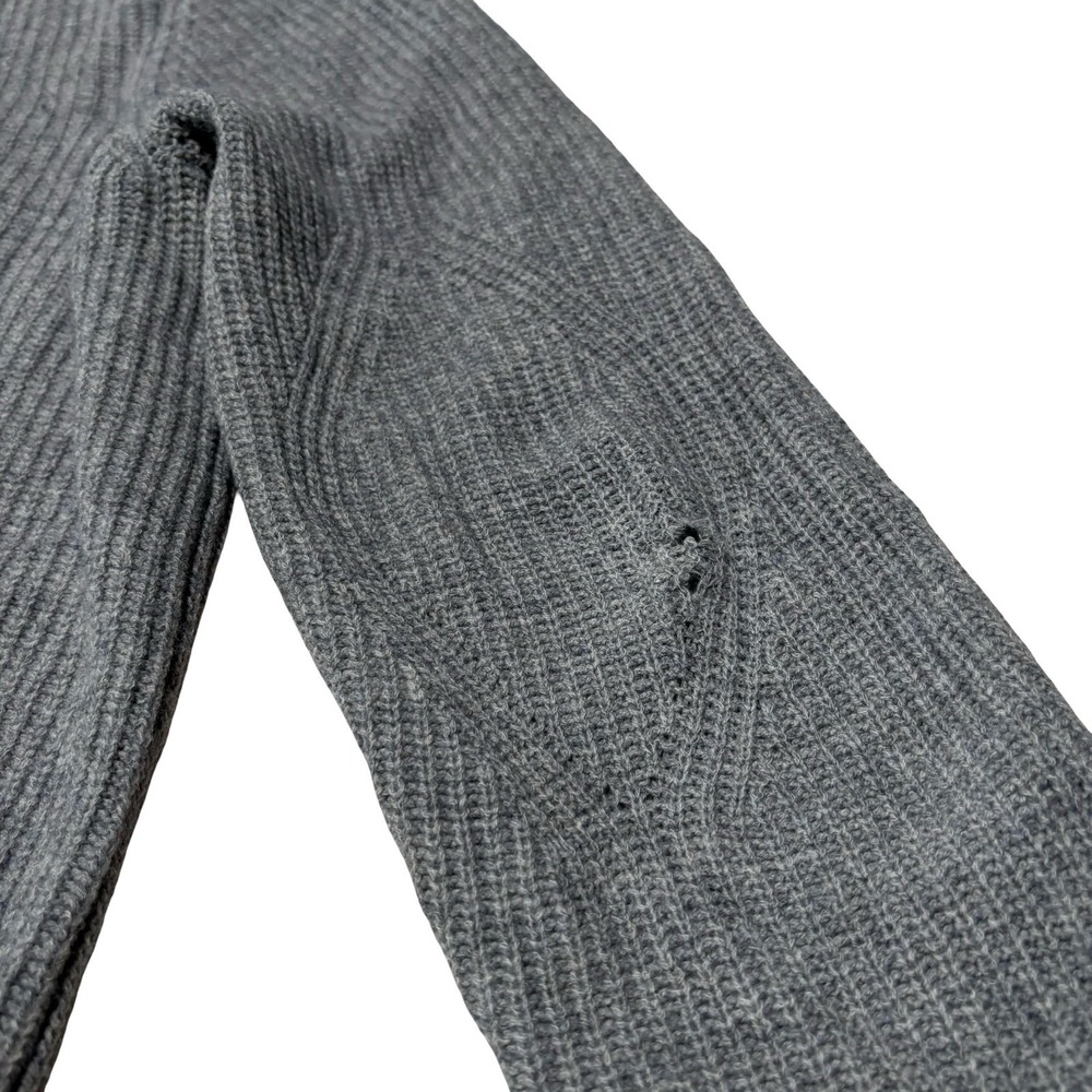 Club Monaco Women's Oversized Knit Wool Pullover Sweater Size Medium 23‎ x 26 - Picture 5 of 7